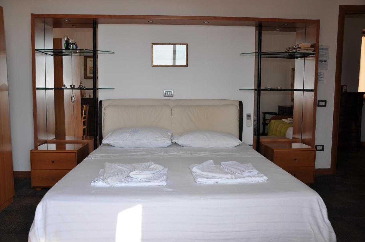 La Panoramica Bed and Breakfast Villapiana Exteriör bild